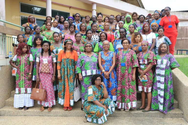 JIF 2023: plusieurs femmes sensibilisées à la digitalisation de leurs activités à Abobo Filtisac