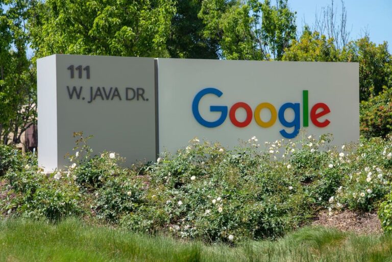 Les nouveaux projets Google : nouveau moteur de recherche, Magi, GIFI, Searchalong…